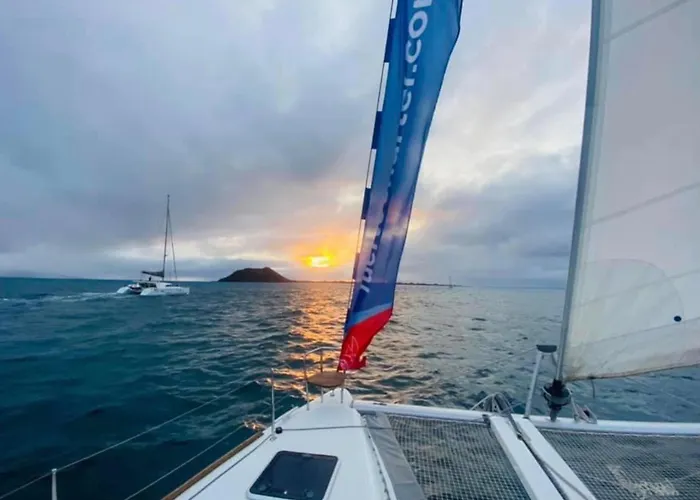 Luna De Lobos Коральео